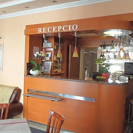 Hotel Isabell 3*